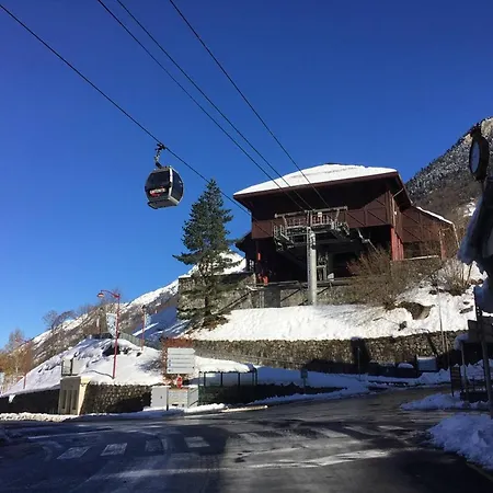 Apartment Cosy Pres Des Telecabines - Fr-1-812-38 Cauterets